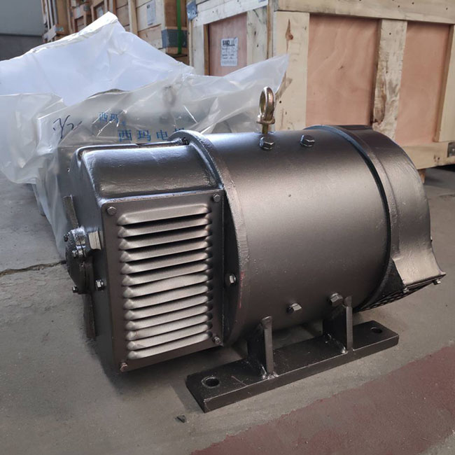 圖為西安西瑪電機廠生產(chǎn)的Z2直流電機照片 圖為西安西瑪電機廠生產(chǎn)的Z2直流電機照片